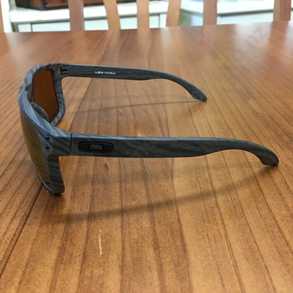 Oakley Holbrook Sunglasses XL Prizm P (USA Assembled) Image 1++